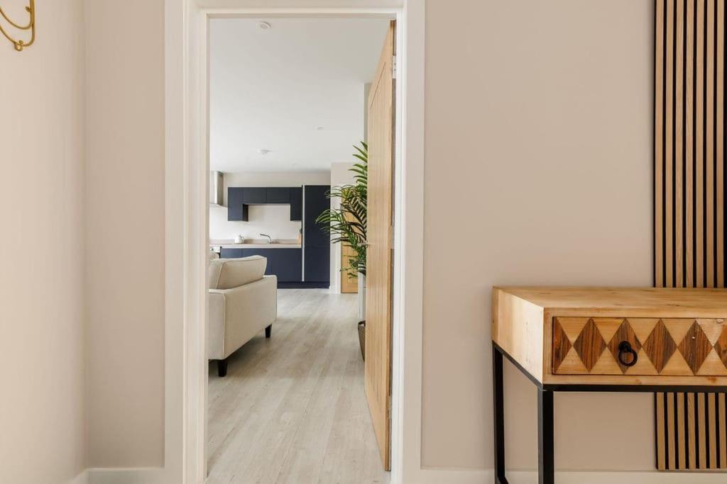 Modern 2 Bed, Cliff Top & Parking, F6 Борнмът Екстериор снимка